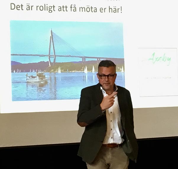 Henrik Person Harfner från Axeby Bostad har goda erfarenheter av att hålla i föreläsningar och workshops.